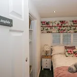Hazelodge 펜션