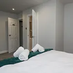 Hazelodge 펜션