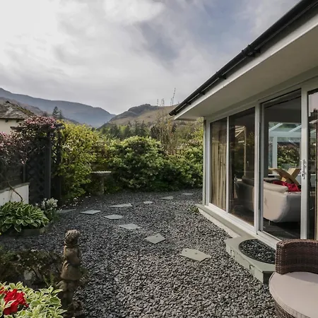 Hazelodge Ferienhaus *